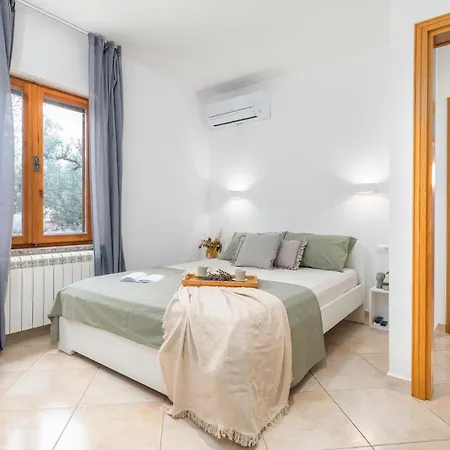 Vikendica Gorgeous In With Wifi *